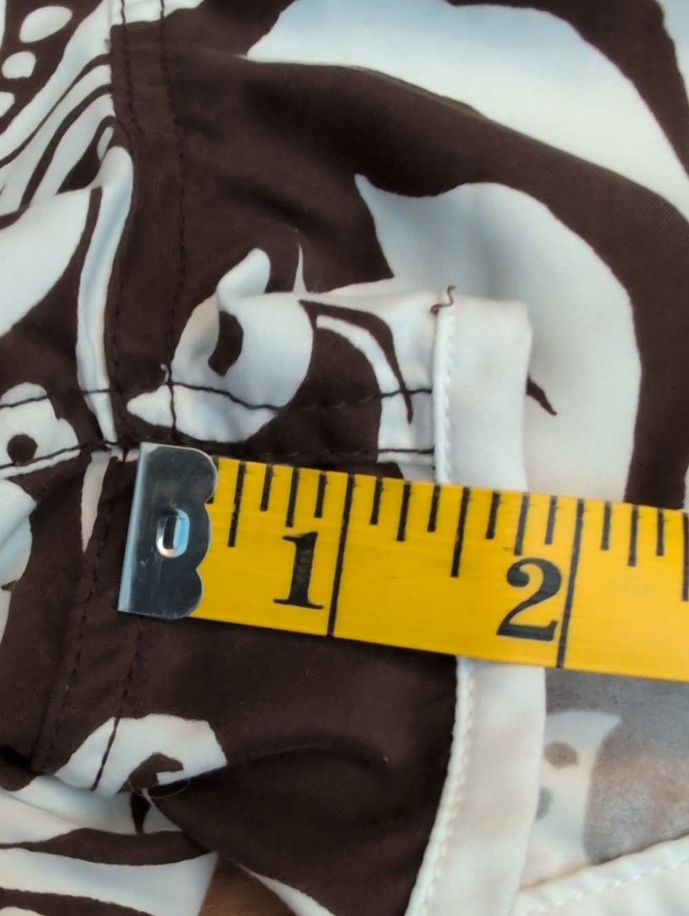 Roxy Women’s Floral Print Board Shorts in Brown and White - Picture 5 of 7